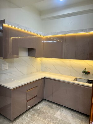 Kitchen in 4 BHK Villa at DLF The Grove, Sector 54 – for Sale