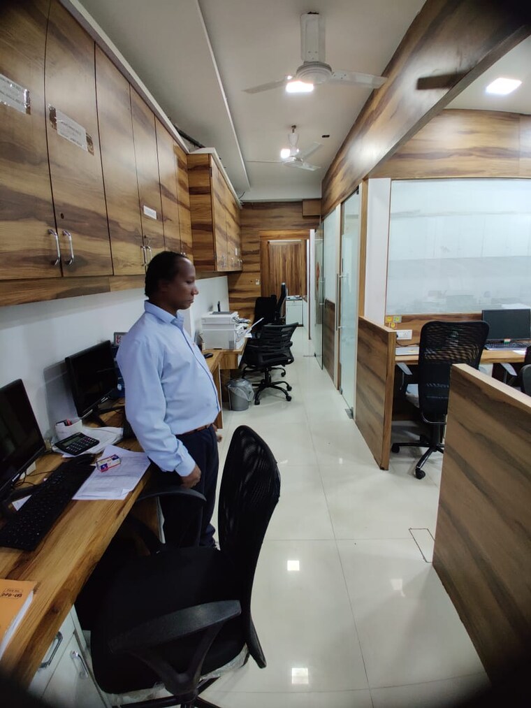 Team Area, vashi sector 30a Commercial Office Space 1200 Sq.Ft. In Vashi Sector 30a Navi Mumbai 9697564