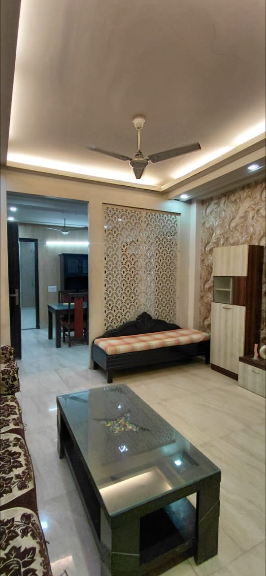 4 BHK + Servant Room Apartment For Sale in DLF Westend Heights