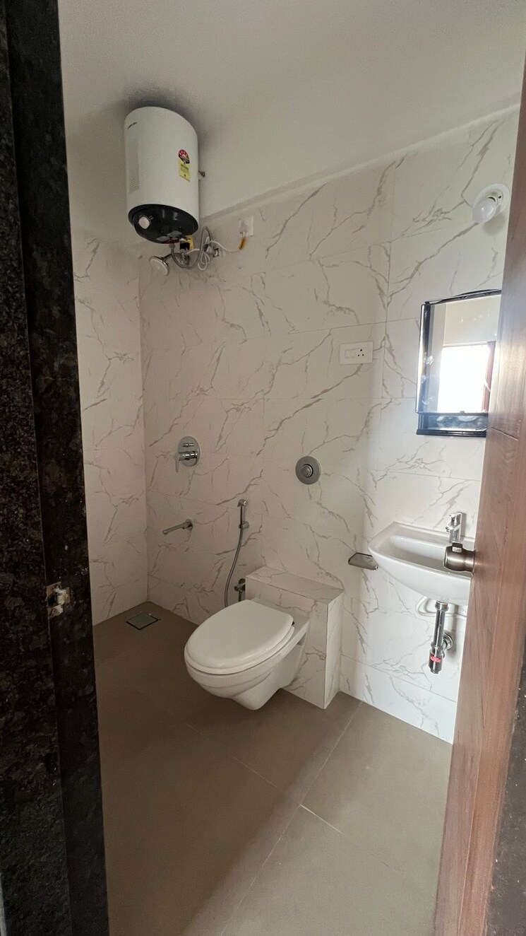Bathroom, kls-supremus 5 Bedroom 1764 Sq.Ft. Apartment In Pashan Pune 9697571