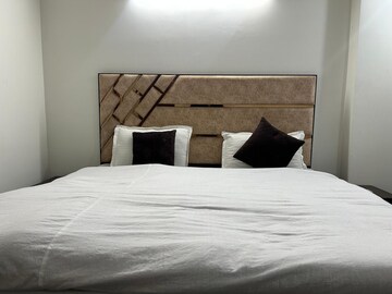 Bedroom in 3 BHK Apartment at Conscient Hines Elevate, Sector 59 – for Sale