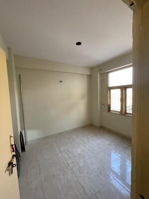 Room in 3 BHK Apartment at Agrasain Spaces Aagman, Sector 70 – for Rent