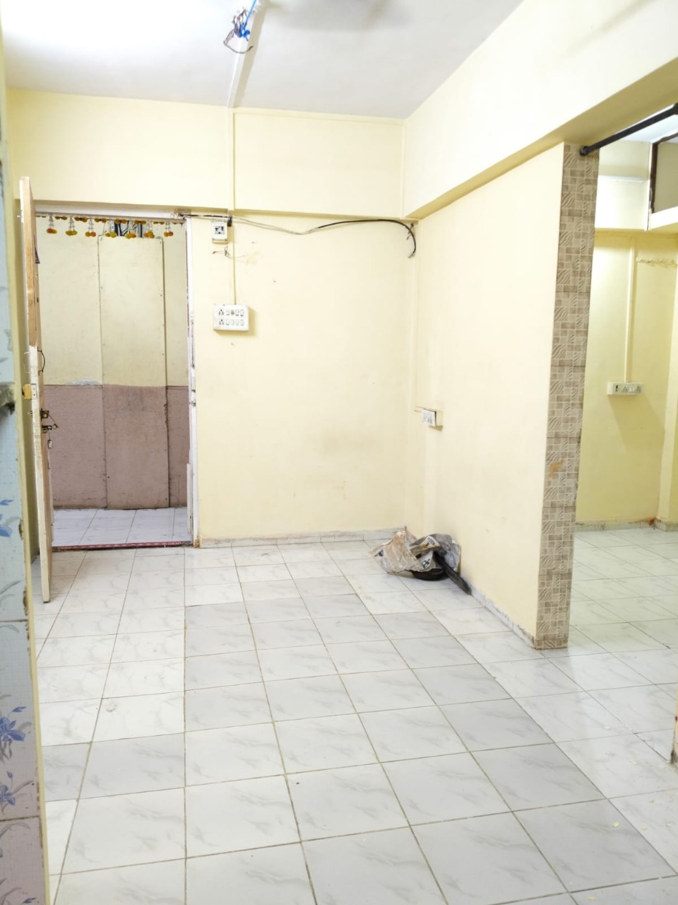 1 BHK + Pooja Room 280 Sq.Ft. Apartment in Ameyanand CHS