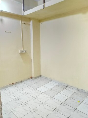 Room in 1 BHK Apartment at Ameyanand CHS, Prabhadevi – for Rent