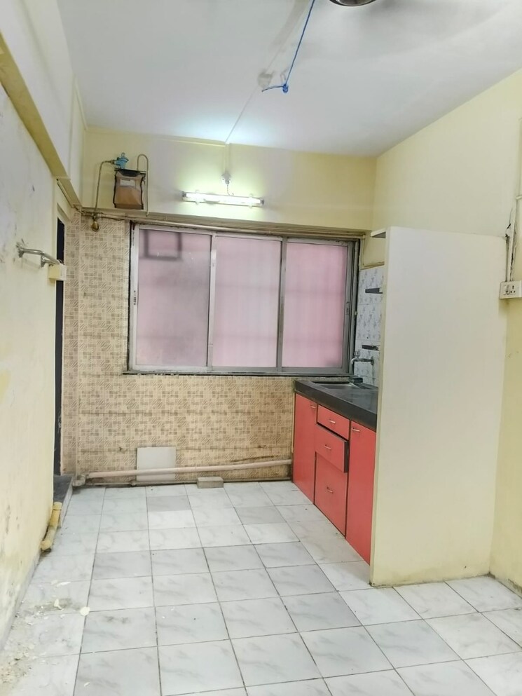 Bathroom, ameyanand-chs 1 Bedroom 280 Sq.Ft. Apartment In Prabhadevi Mumbai 9697615