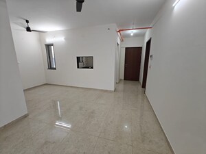 Room in 3 BHK Apartment at Kharadi – for Rent