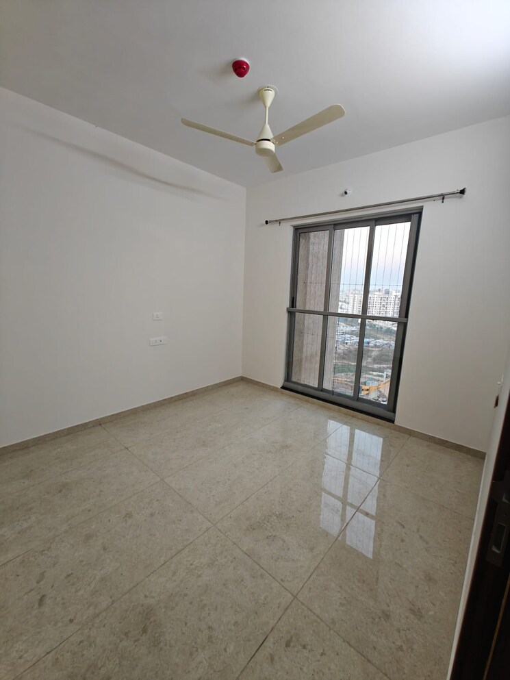 Room, kharadi 3 Bedroom 1250 Sq.Ft. Apartment In Kharadi Pune 9697630