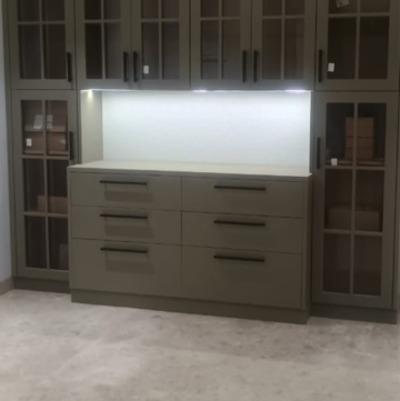 Room in 3 BHK Villa at Chattarpur – for Rent