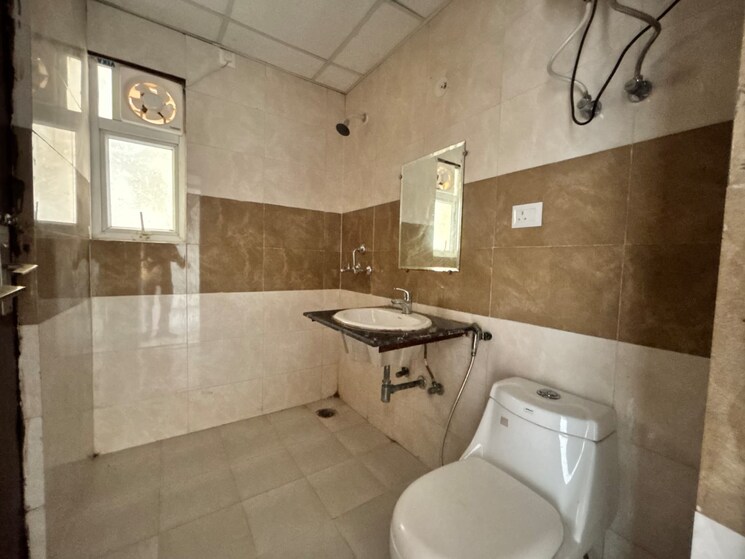 Bathroom, galaxy-north-avenue-ll 3 Bedroom 1250 Sq.Ft. Apartment In Gaur City 2 Greater Noida 9697673