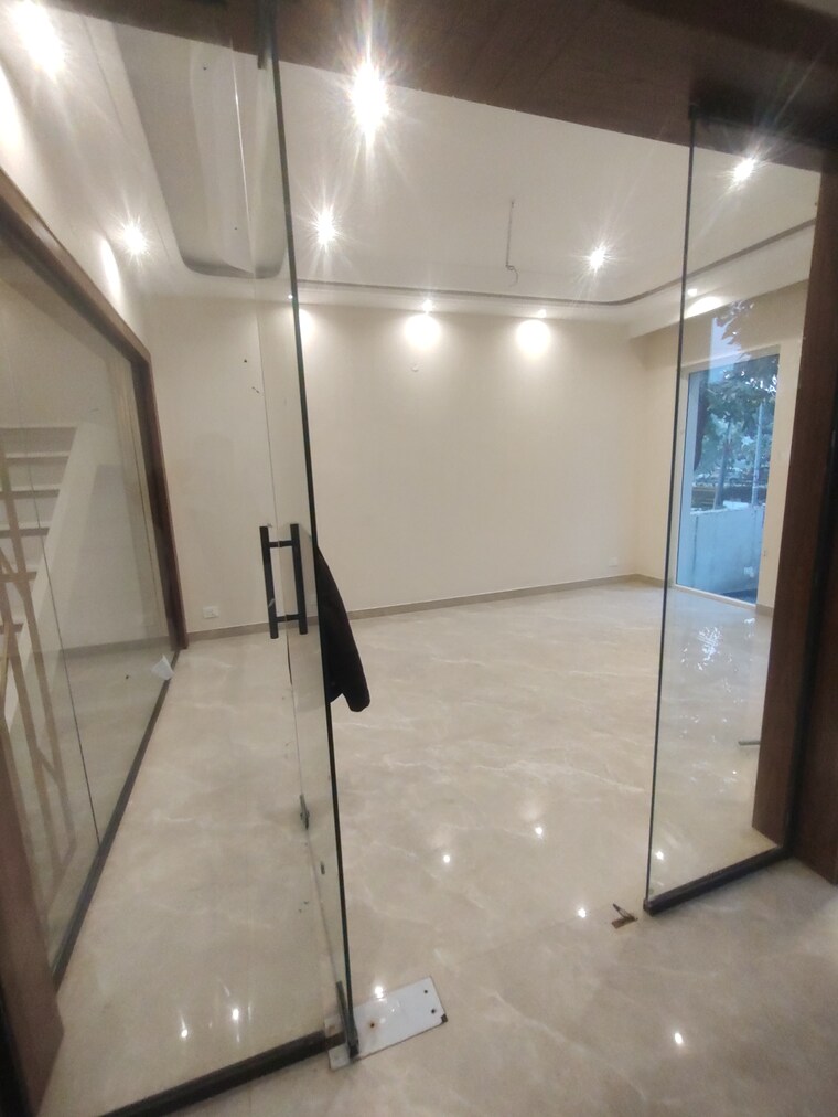 undefined, mullanpur 5 Bedroom 300 Sq.Yd. Independent House In Mullanpur Mohali 9697736