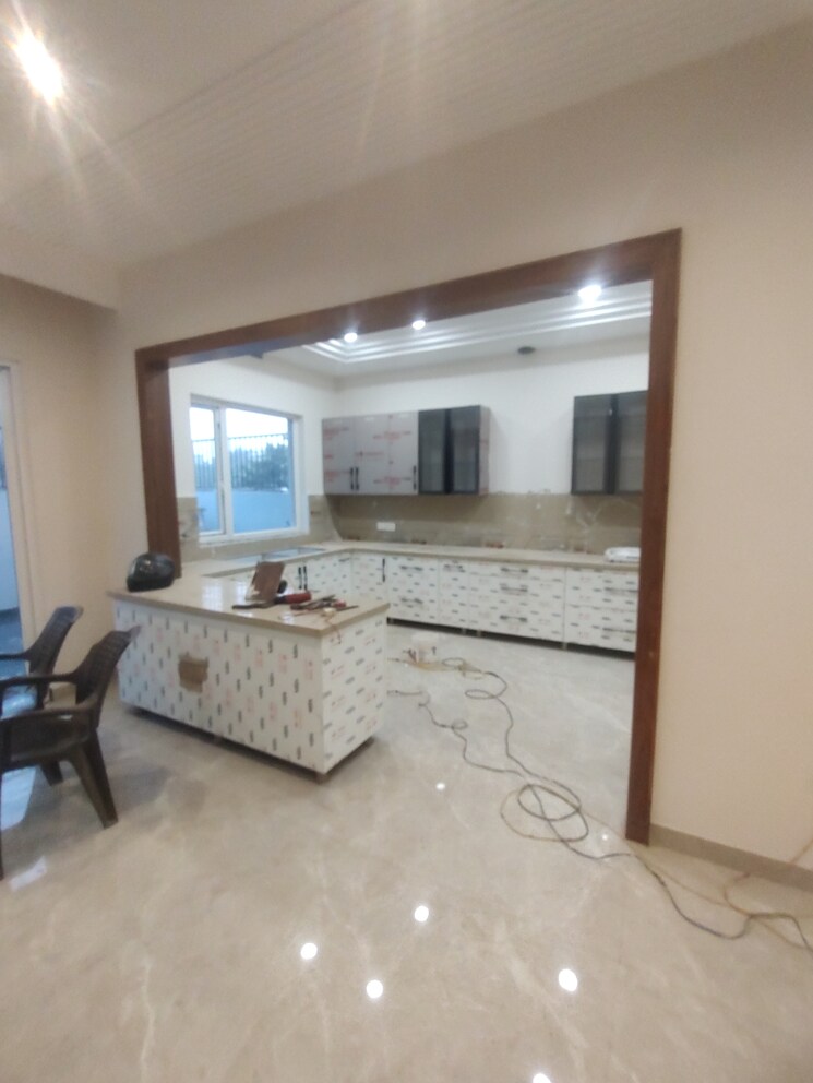 undefined, mullanpur 5 Bedroom 300 Sq.Yd. Independent House In Mullanpur Mohali 9697736