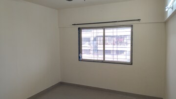 Room in 2 BHK Apartment at Sai Sankul, Rahatani – for Rent