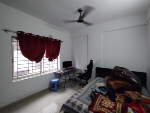 Master Bedroom in 2 BHK Builder Floor at Prime Lavender Apartment, Marathahalli – for Rent