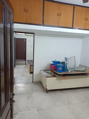 Furnished Amenities in 1 BHK Builder Floor at Lajpat Nagar 4 – for Rent