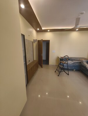 Room in 1 BHK Apartment at Adani Aangan, Sector 89a – for Rent