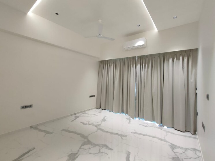 Bathroom, midcity-shikhar 5 Bedroom 2928 Sq.Ft. Apartment In Andheri West Mumbai 9697827