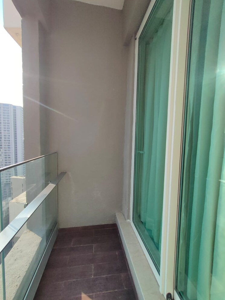 Balcony, midcity-shikhar 5 Bedroom 2928 Sq.Ft. Apartment In Andheri West Mumbai 9697827