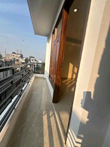 2 BHK Builder Floor For Rent in Chattarpur