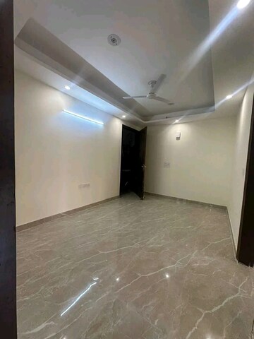 Room in 2 BHK Builder Floor at Chattarpur – for Rent