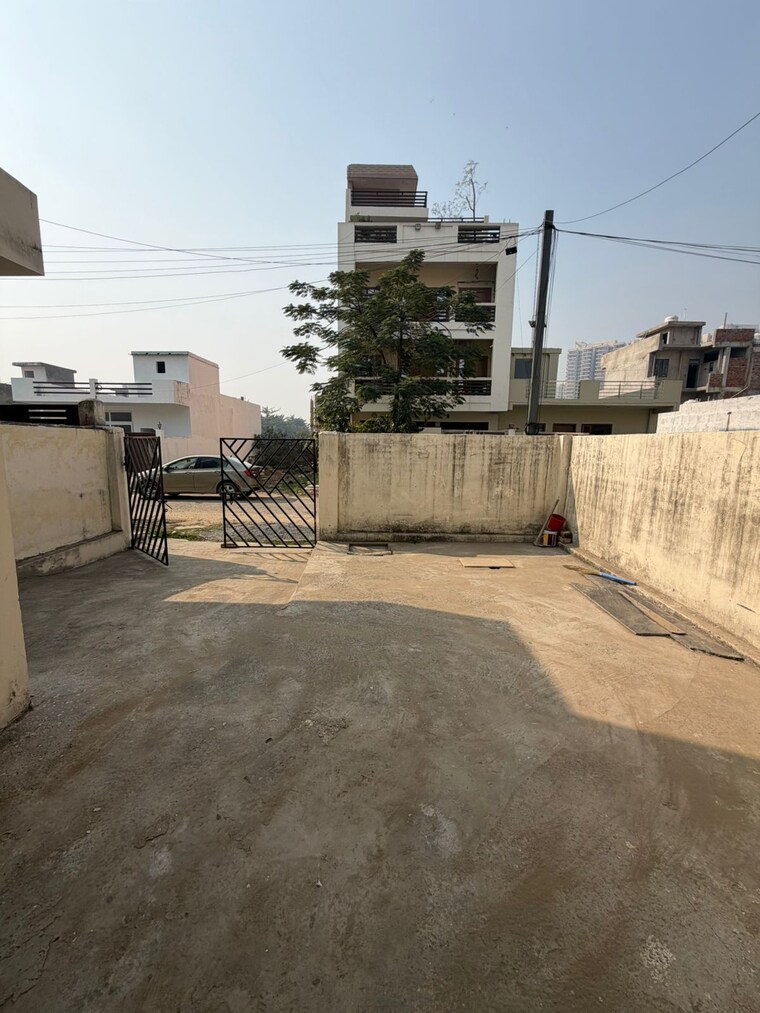 Exterior View, gaur-yamuna-city 2 Bedroom 780 Sq.Ft. Villa In Gaur Yamuna City Greater Noida 9697887