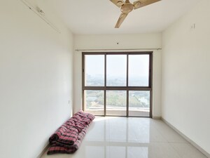 Room in 2 BHK Apartment at Runwal My City, Dombivli East – for Rent