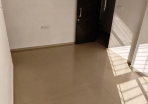 Room in 1 BHK Apartment at Parijat Gardens Marigold CHS, Kasarvadavali – for Rent