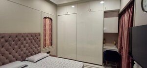 Room in 2 BHK Apartment at Sheth Auris Serenity Tower 2, Malad West – for Sale