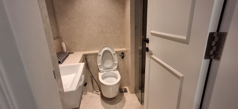 Bathroom, sheth-auris-serenity-tower-2 2 Bedroom 809 Sq.Ft. Apartment In Malad West Mumbai 9697923