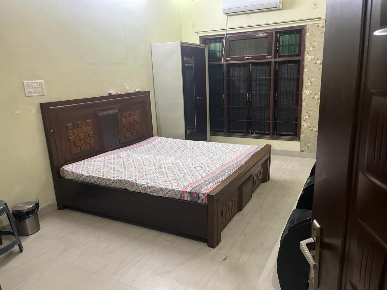 Pg For Rent in Ganesh pg