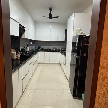 Kitchen in 3 BHK Builder Floor at Sector 57 – for Rent