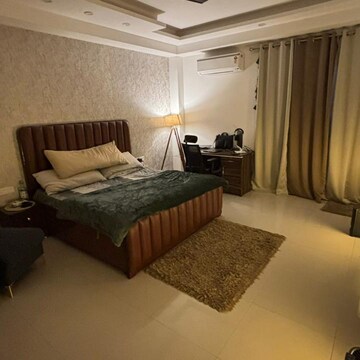 Living Room in 3 BHK Builder Floor at Sector 57 – for Rent