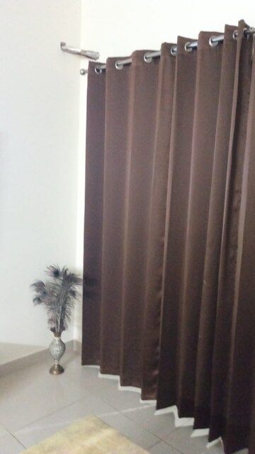 Furnished Amenities in 2 BHK Apartment at Sector 37 – for Rent