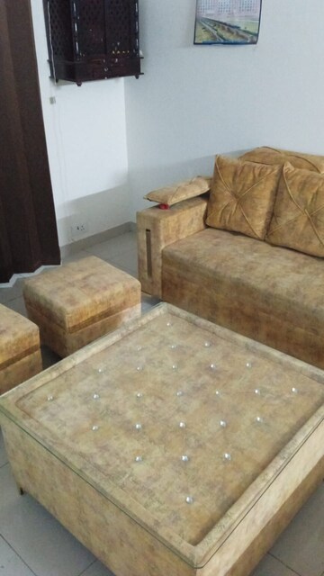 Living Room in 2 BHK Apartment at Sector 37 – for Rent