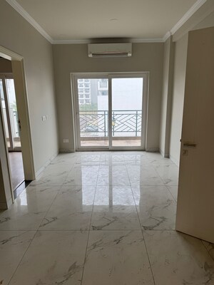 Room in 2.5 BHK Builder Floor at Central Park Cerise Suites, Sohna Sector 33 – for Sale