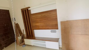 Furnished Amenities in 2 BHK Apartment at Eldeco Elegante, Vibhuti Khand – for Rent