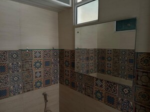 Kitchen in 2 BHK Apartment at Eldeco Elegante, Vibhuti Khand – for Rent