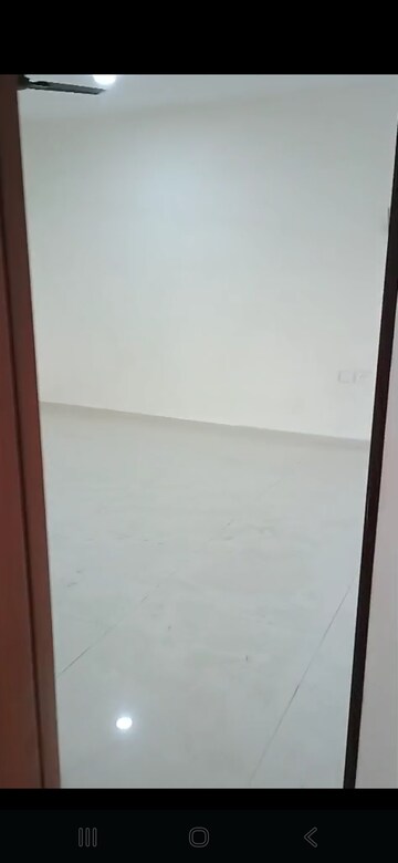 Room in 3 BHK Apartment at Shapoorji Pallonji Joyville Gurgaon, Sector 102 – for Rent