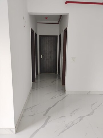 Room in 4 BHK Apartment at Ace Divino, Sector 1 Greater Noida – for Rent