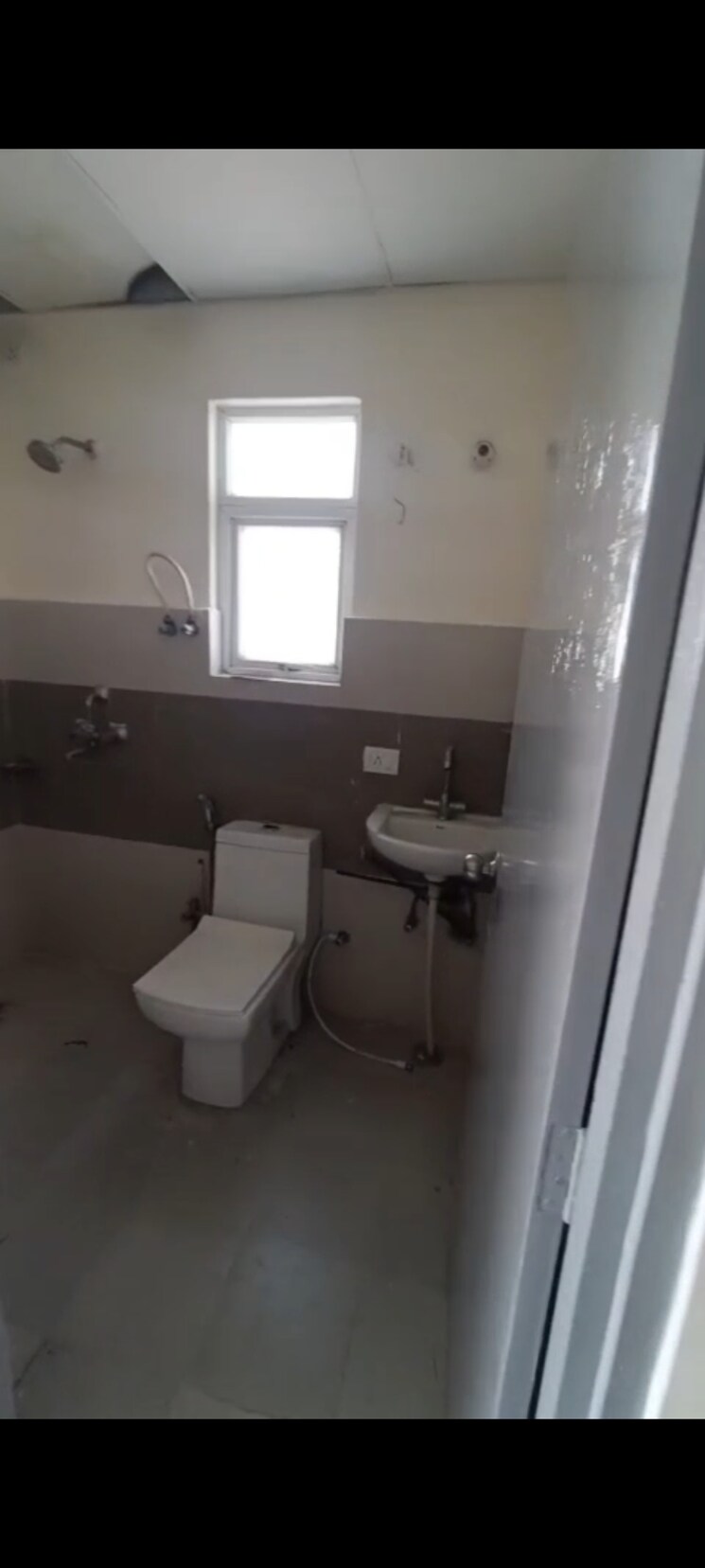 Bathroom, gls-arawali-homes 2 Bedroom 467 Sq.Ft. Apartment In Sohna Sector 4 Gurgaon 9698126