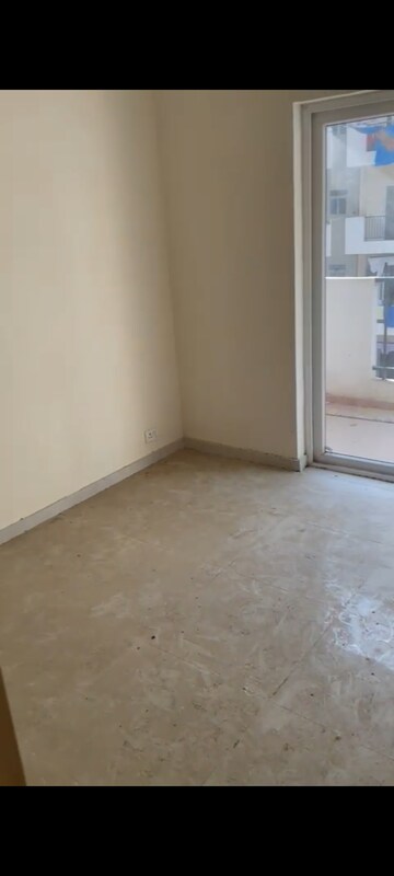 Room in 2 BHK Apartment at GLS Arawali Homes, Sohna Sector 4 – for Sale