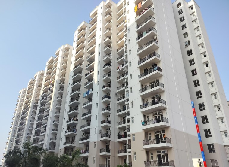 Exterior View, omaxe-waterscapes 3 Bedroom 977 Sq.Ft. Apartment In Gomti Nagar Lucknow 9698122