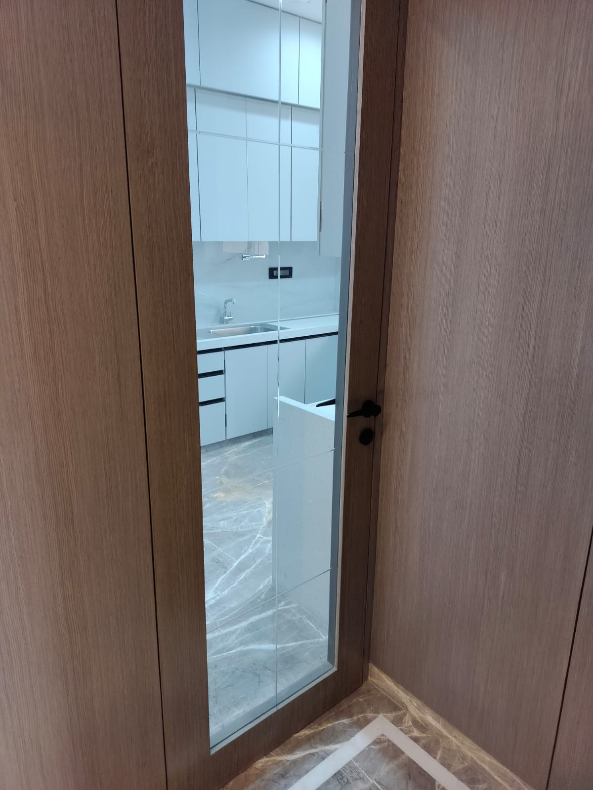 3 BHK + Pooja Room,Servant Room,Study Room,Extra Room Apartment For Rent in Rustomjee Seasons