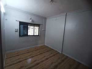 Room in 2 BHK Apartment at Rajashree Deep CHS, Kolbad – for Rent