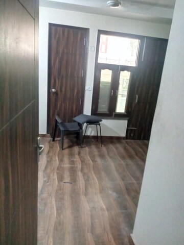 Room in 2 BHK Independent House at Sector 14 – for Rent