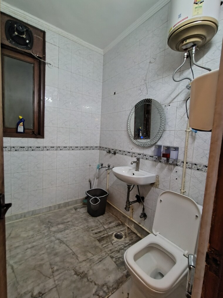 Master Bedroom, malviya nagar 2 Bedroom 1000 Sq.Ft. Builder Floor In Malviya Nagar Delhi 9698216