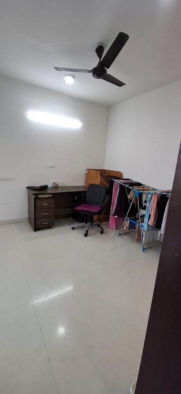 Master Bedroom in 1.5 BHK Apartment at Lodha Eternis, Andheri East – for Rent