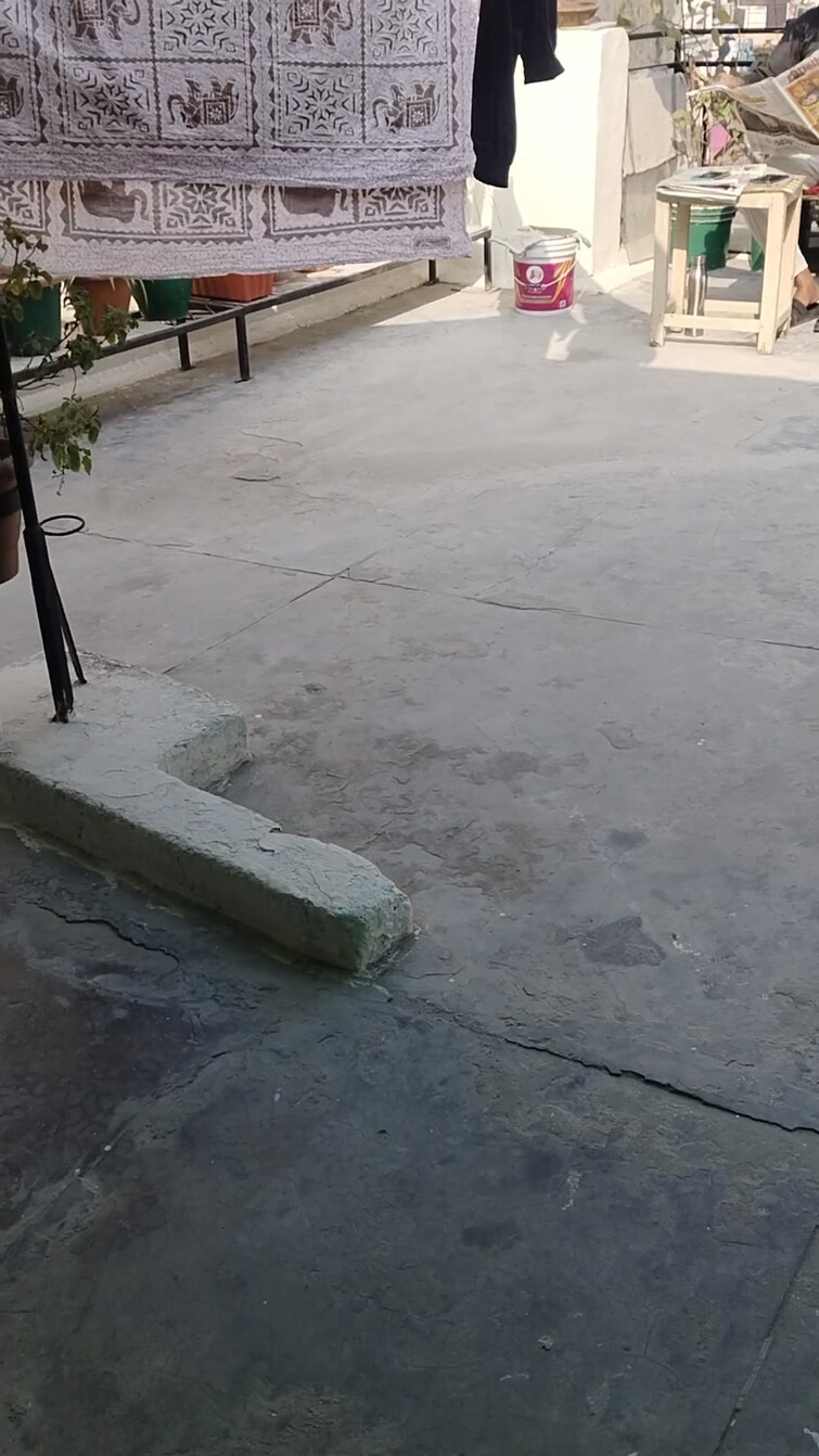 Balcony, savitri nagar 1 RK 150 Sq.Ft. Builder Floor In Savitri Nagar Delhi 9698233