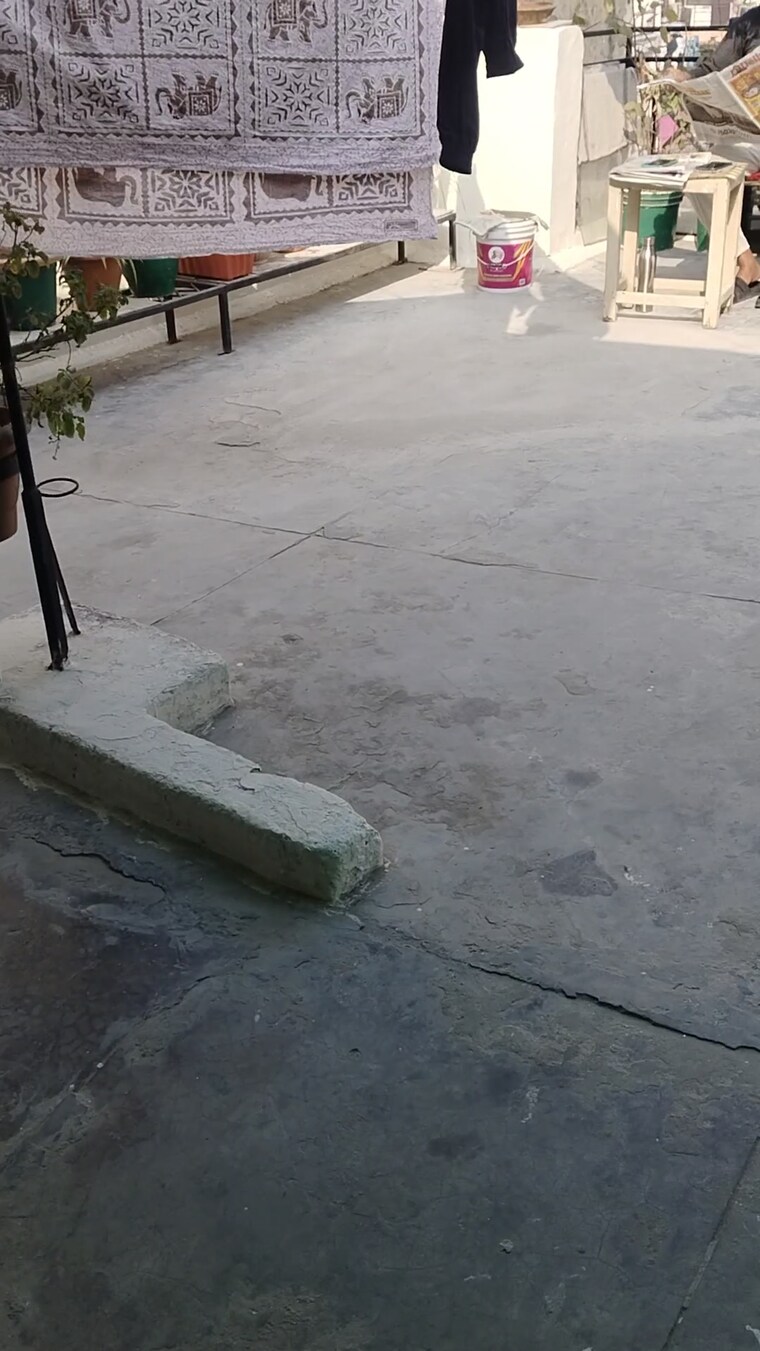 Balcony, savitri nagar 1 RK 150 Sq.Ft. Builder Floor In Savitri Nagar Delhi 9698233