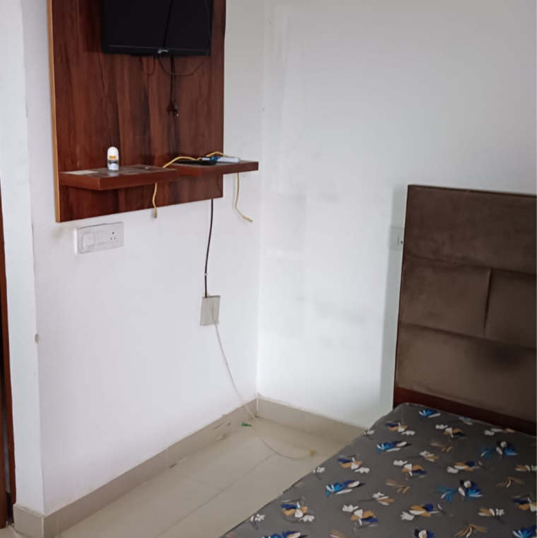 Room, sector 45 1 RK 540 Sq.Ft. Builder Floor In Sector 45 Gurgaon 9698239