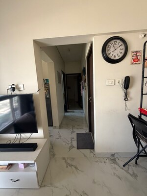 Team Area in 1.5 BHK Apartment at Raheja Ridgewood, Goregaon East – for Rent